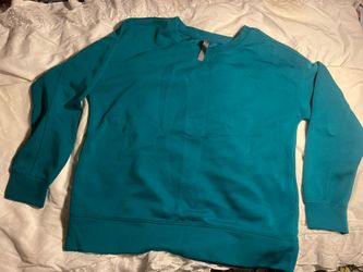 Sporty Pullover