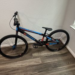 Haro 24” Cruiser Race Bmx 