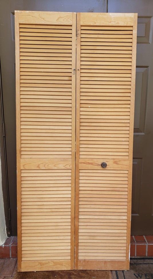 36"×80" Natural Color Louver Bi-Fold Closet Doors