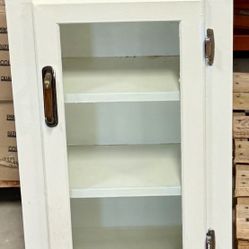 Wall Cabinet