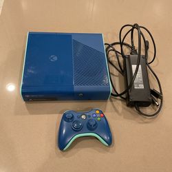 Xbox 360 e 500gb slim console