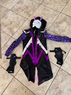 Halloween 👻 costumes size .m