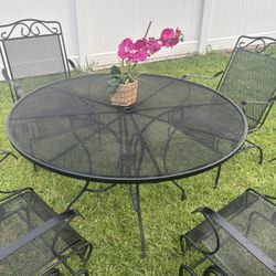 Outdoor Steel Table With Swinging Chair