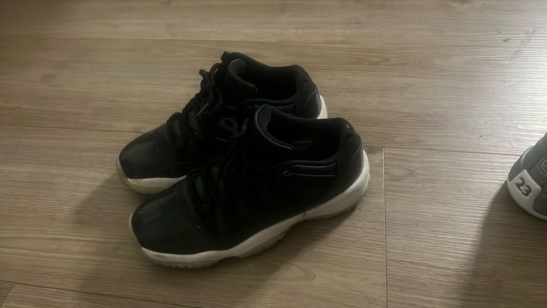 Air Jordan Retro Low 11 Black