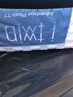 I Twin QUEEN Mattress In Plastic Very Clean And Box Spring