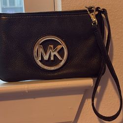 Michael Kors Clutch