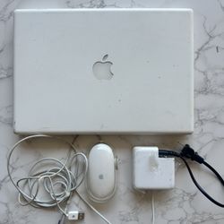 MacBook Mac OS X Version 10.7.5 4 GB