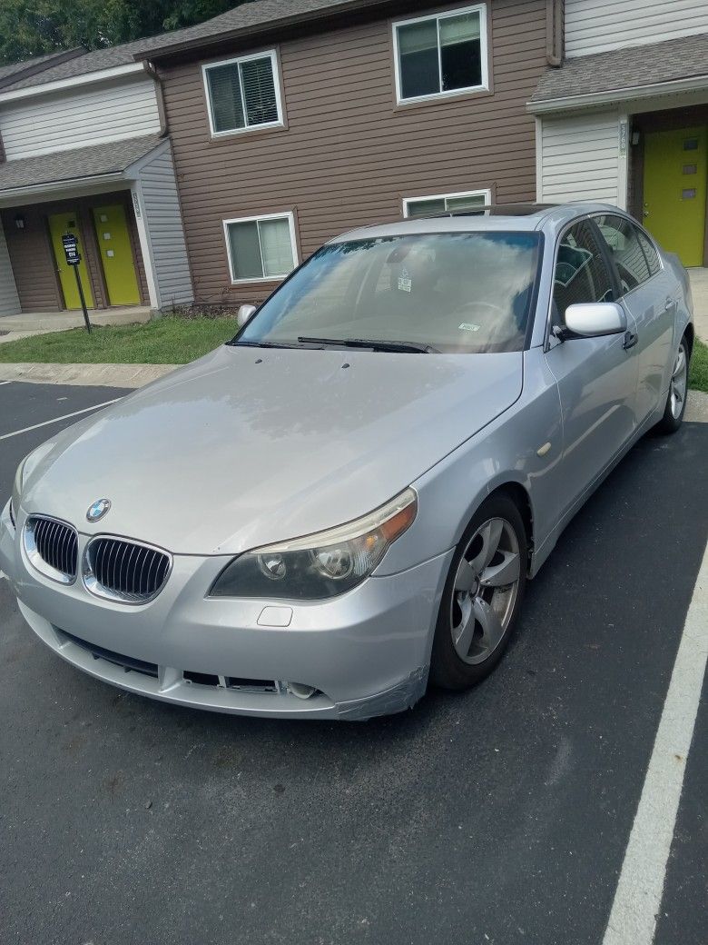 2007 BMW 525i
