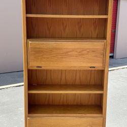 Mid Century Modern - Bookshelf 