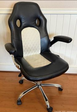 Office/game chair