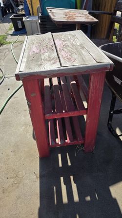 End Table/Night Stand