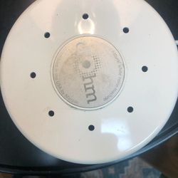 DOHM The Original Natural Deep White Noise Sleep Sound Machine

Condition is used
Marpac Dohm
By Serious Sleep Specialist
DOHM DSN Official Sound Cond
