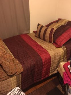 Trundle bed