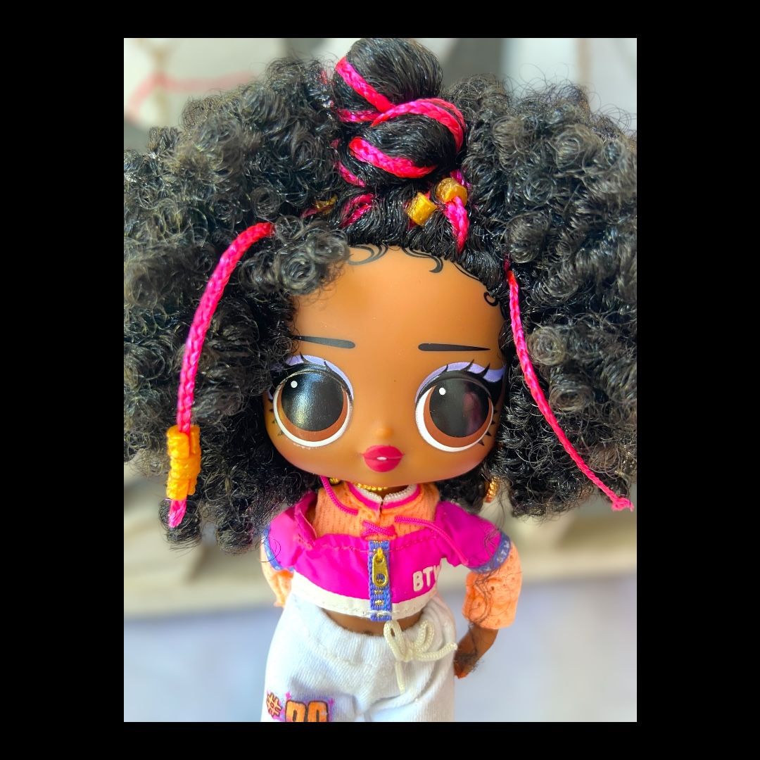 2021 LOL Surprise Tween Hoops Cutie Doll with Outfit & Accessories