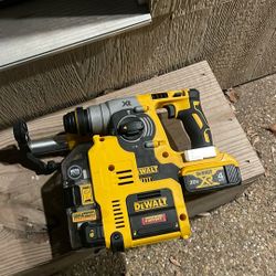 Dewalt Hamerrdrill 20 Volts 