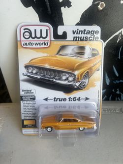 Auto world vintage muscle 1/64 scale 1961 Dodge Dart phoenix Lowrider