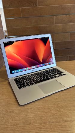 Apple MacBook Air 13” i5/8GB/256GB SSD $180
