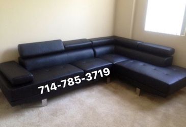 Black or White Sectional