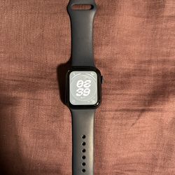 Apple Watch  GPS Cellular