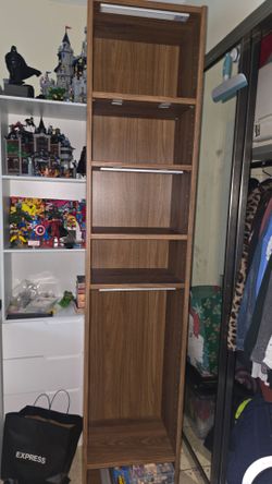 BILLY
Bookcase, Walnut