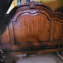 5 Piece California King Bedroom Suit