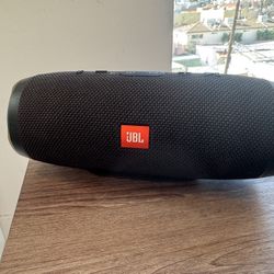 JBL Charge 3