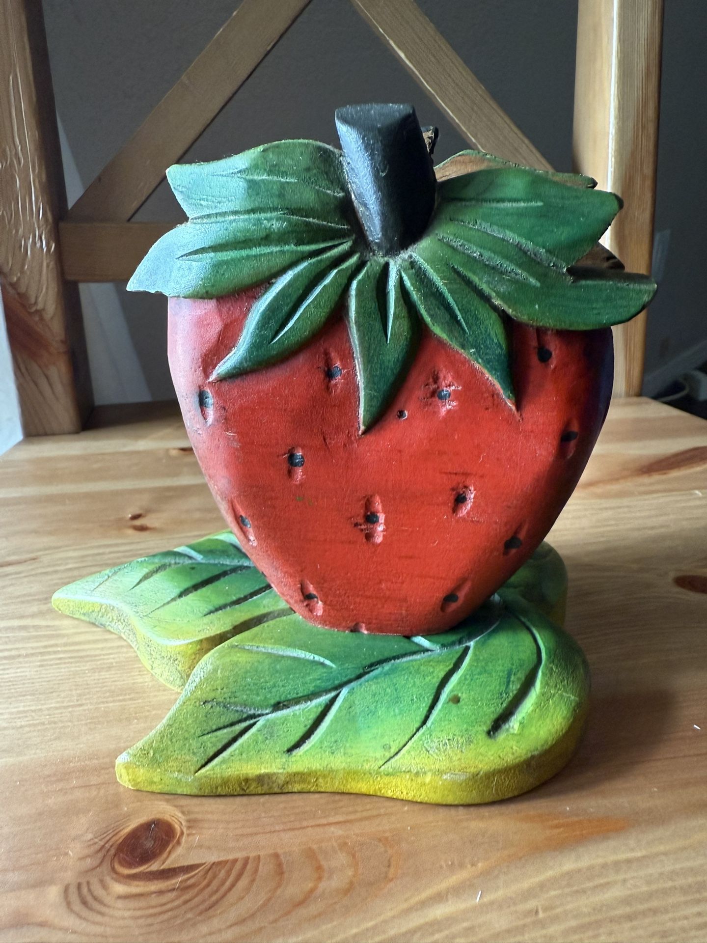 π Hand-Carved Wooden Strawberry Bookends β Farmhouse Cottage Decor