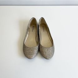 FREE Gold Glitter Flats Size 6 (see description)