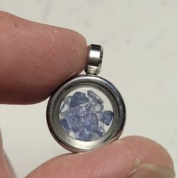 15mm [.6"] Natural Tanzanite Pendant 1g 