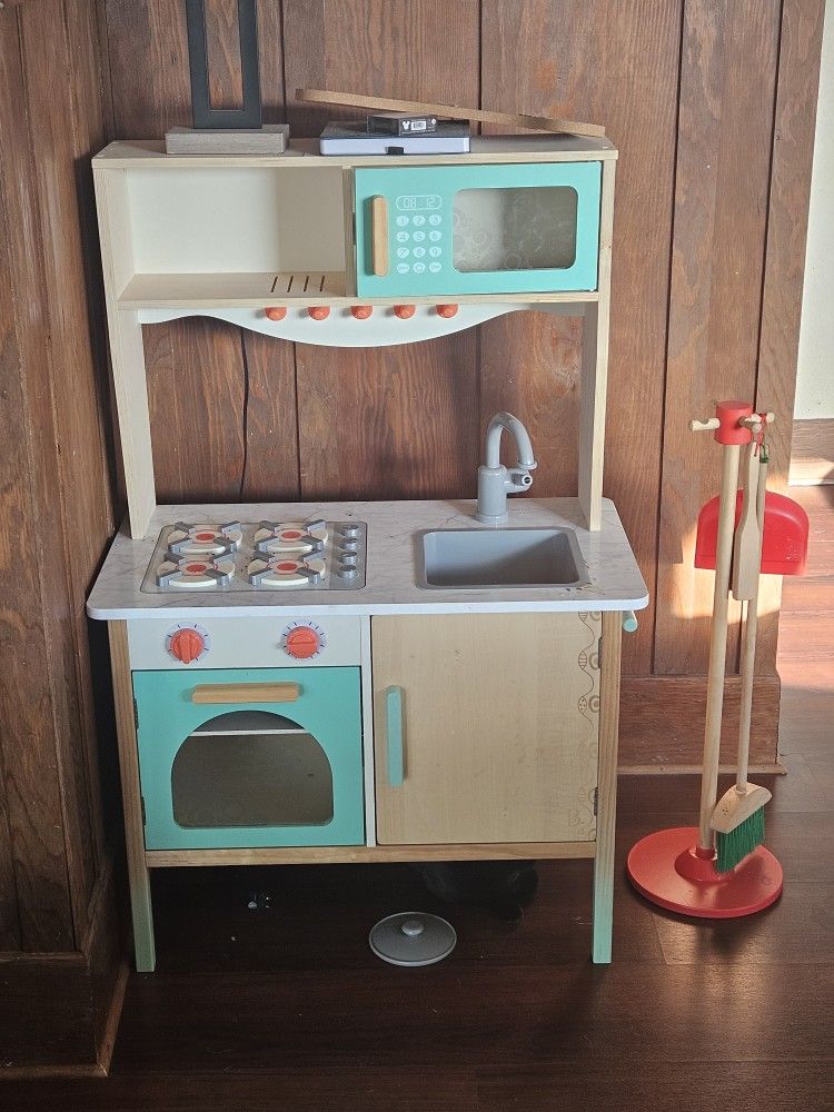 Kids Kitchen