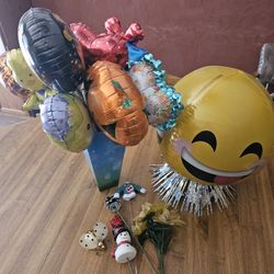 Balloons / Picks multi occasion lot