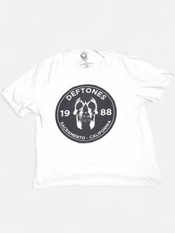 Y2K Deftones “1988” Sacramento Tour basic style white T shirt Unisex Emo Grunge - Size Medium #bandtee #rock    Measurements:  Pit to pit - 19.5in Len