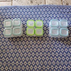 
OXO Tot Silicone Baby Food Storage Containers