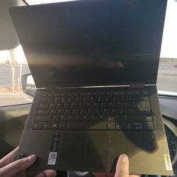 Lenovo Yoga 7i 2-in-1 Laptop/Touchscreen Tablet