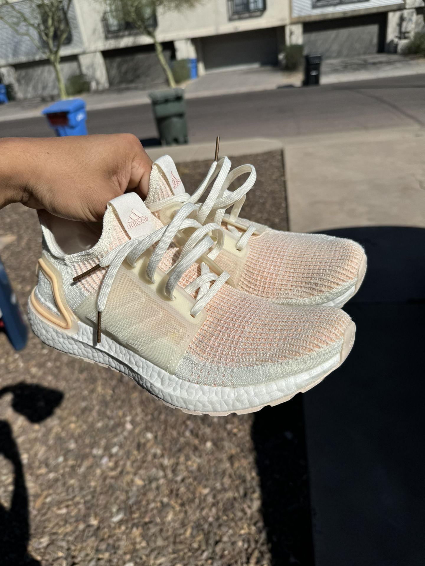 adidas Ultra Boost 19 Off White Glow Orange Size 10