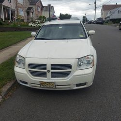 2006 Dodge Magnum Srt