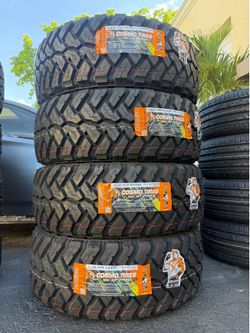 Set Cosmo LT 35x12.50 R18