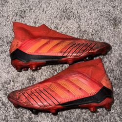 Adidas Predator Laceless Football/Soccer Boots/Cleats 