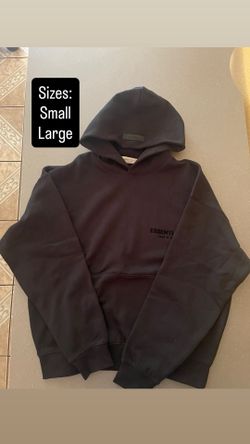 Black Essential Hoddie