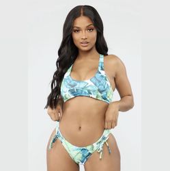 Fashionnova 2 Piece Tropical Bikini Swimsuit: XL