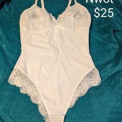 Lily Bodysuit Size Medium
