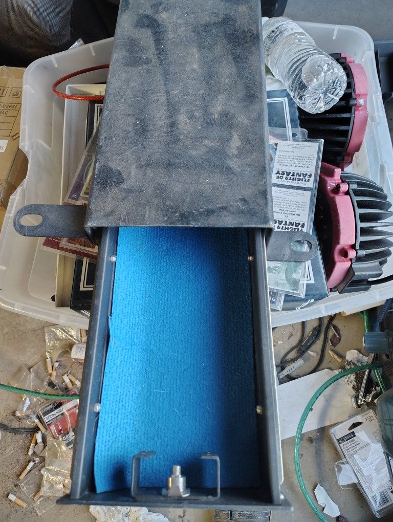 Gladiator Under seat Safe