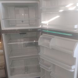 Refrigerador Whirlpool stayler está conectado 🧊🧊🥶🥶🥶$200 precio firme