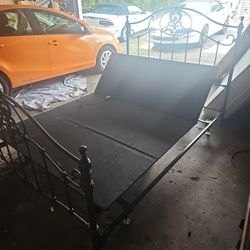 Adjustable Queen Size Bed (See Description)