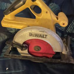 Dewalt Circular Saw 