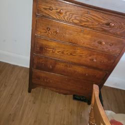 Brown 5 drawer dresser