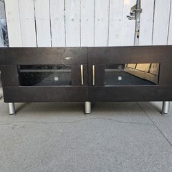 Contemporary TV Stand TV Console Media Storage Cabin (L 47" x W 16.5"x H 19.75")