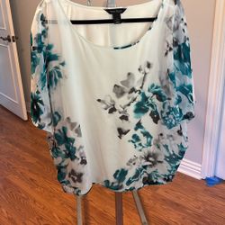 White House Black Market Floral Blouse