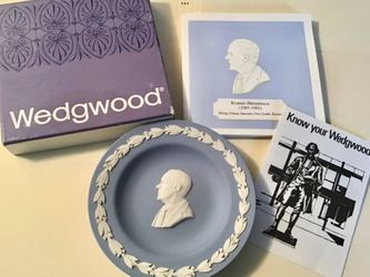 Vtg. Wedgwood Blue Jasperware Round Trinket Dish Robert Henderson Commemorative