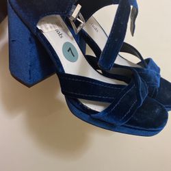 Size 7 Blue velvet heels , New never used